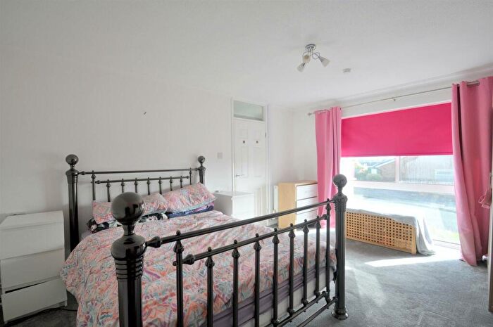 2 Bedroom Semi-Detached Bungalow For Sale In Magpie Road, Langney, Eastbourne, BN23