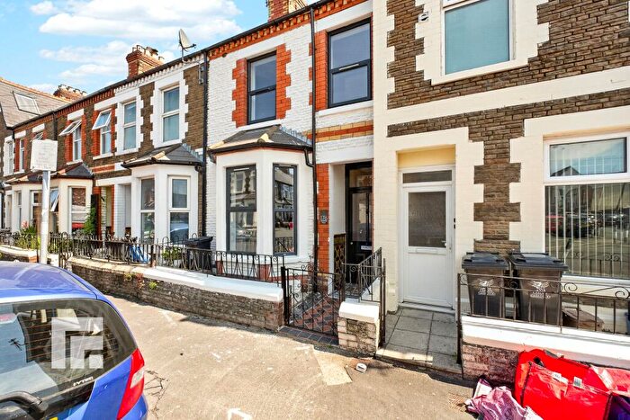 3 Bedroom Terraced House For Sale In Inverness Place, Cardiff, CF24