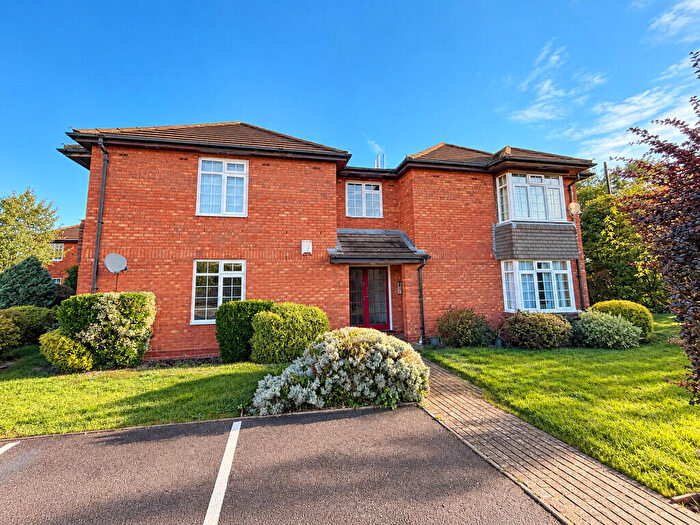 Studio To Rent In Oaklands Croft, Sutton Coldfield, B76