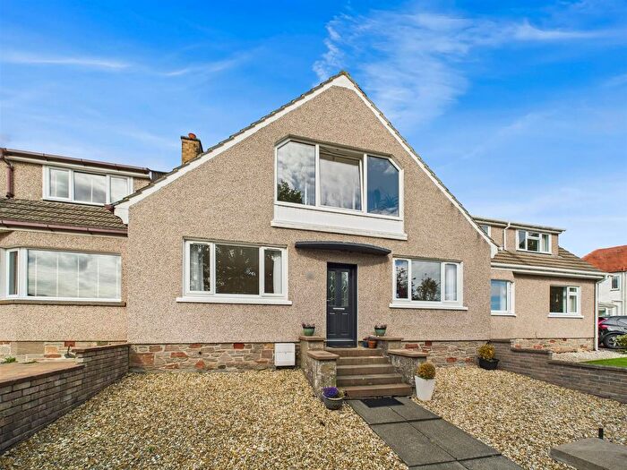 4 Bedroom Terraced House For Sale In Cleeve Drive, Perth, PH1