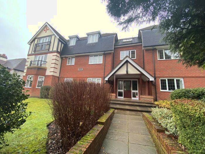 2 Bedroom Apartment To Rent In Roman Place, Streetly., B74