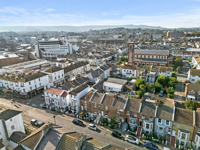 1 Bedroom Flat For Sale In Langney Road, Eastbourne, BN21