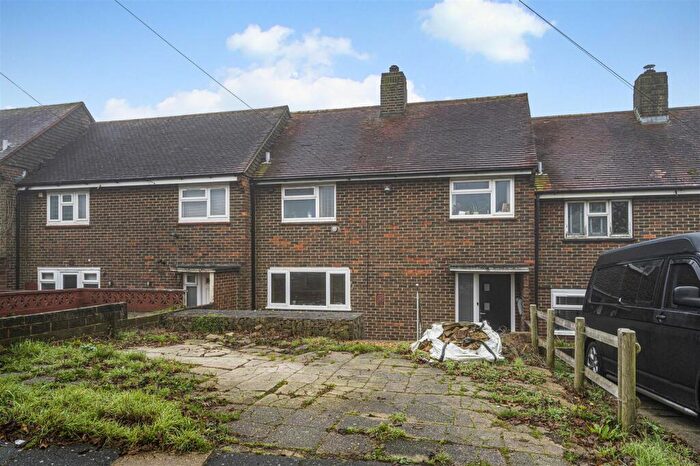 3 Bedroom Terraced House For Sale In Bexhill Road, Woodingdean, Brighton, BN2