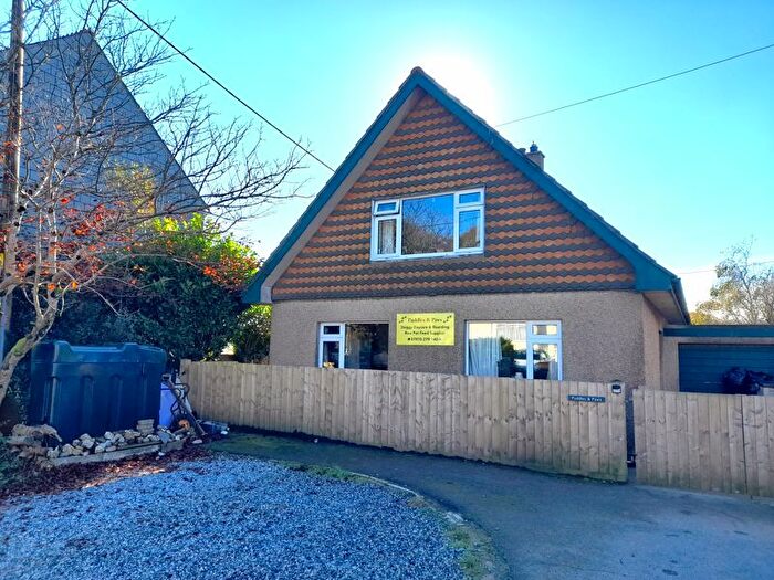 3 Bedroom Bungalow For Sale In Chapel Road, Roche, St. Austell, PL26