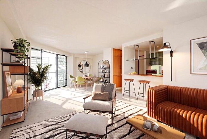 2 Bedroom Apartment For Sale In New Wharf Road, Kings Cross, N1