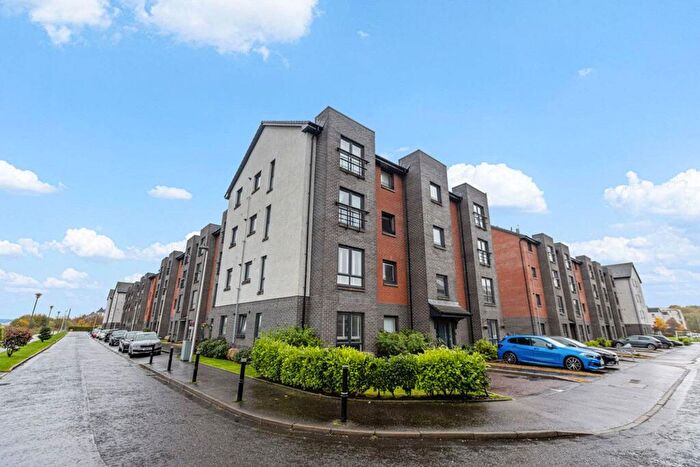 2 Bedroom Flat For Sale In Lapwing Road, / Lapwing Road, PA4