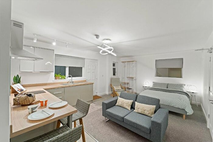 1 Bedroom Flat To Rent In Flat, Burton Road, Derby, Derbyshire, DE23