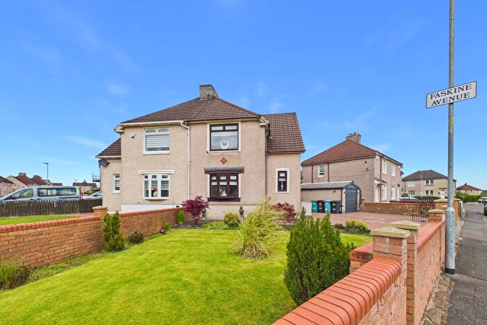 2 Bedroom Semi-Detached House For Sale In Faskine Avenue, Cairnhill, Airdrie, ML6
