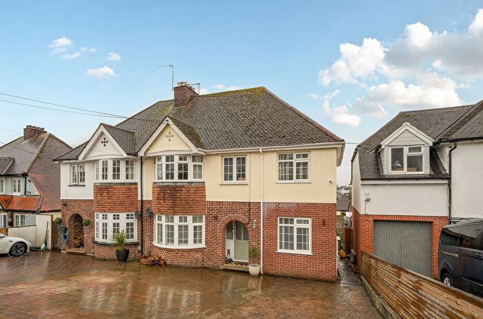 4 Bedroom Semi Detached House For Sale In Longford Park, Kingsteignton, Newton Abbot, Devon, TQ12