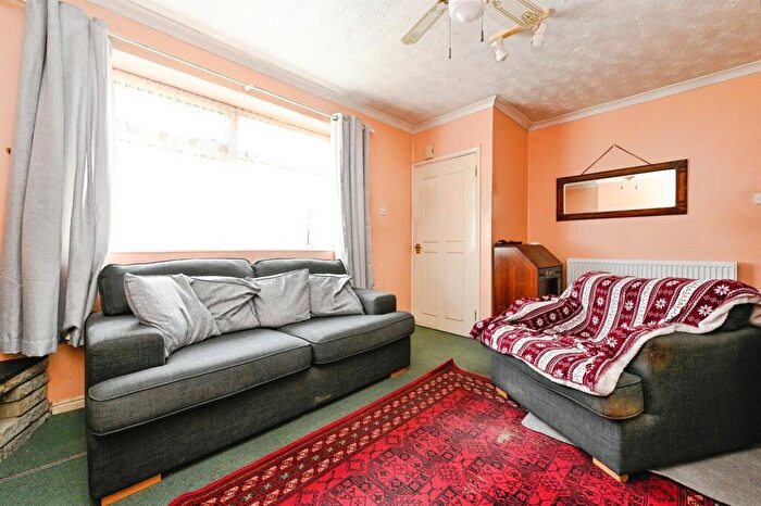 2 Bedroom Semi-Detached Bungalow For Sale In Balmoral Road, Gaywood, King's Lynn, PE30