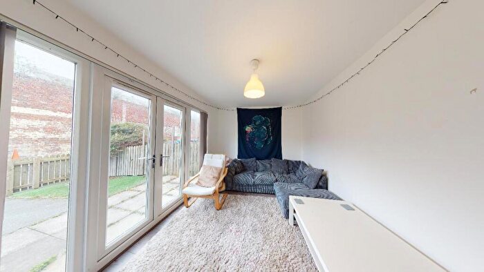 4 Bedroom House To Rent In Stanza Court, Liverpool, L5