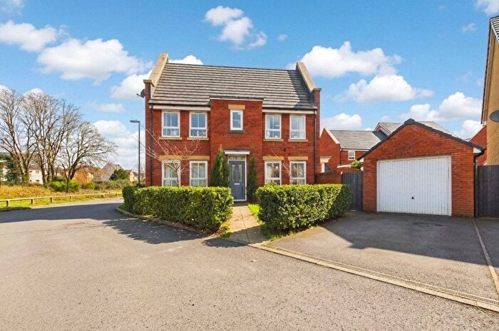 3 Bedroom Detached House For Sale In Whitsun Leaze, Patchway, Bristol, South Gloucestershire, BS34