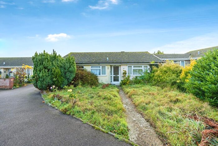 3 Bedroom Bungalow For Sale In Park Close, Moggerhanger, Bedford, Bedfordshire, MK44