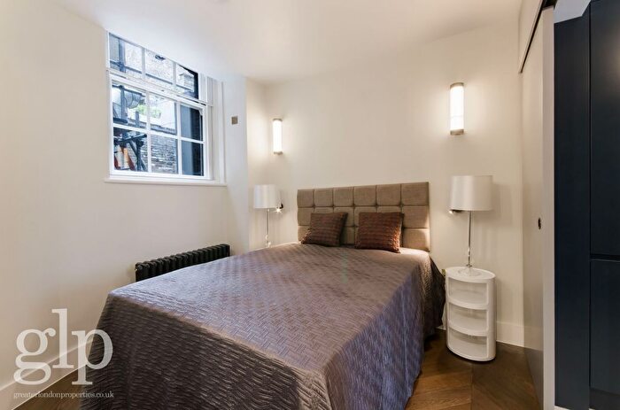 1 Bedroom Flat To Rent In Old Compton Street, Soho, W1D