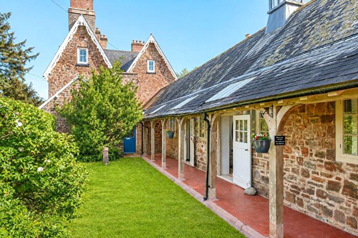 5 Bedroom Semi-Detached House For Sale In Stoodleigh, Tiverton, Devon, EX16