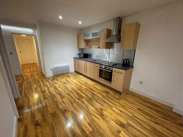 2 Bedroom Apartment To Rent In Pickford Street, Manchester, M4