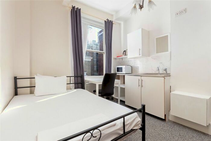 Studio To Rent In Castletown Road, London, W14