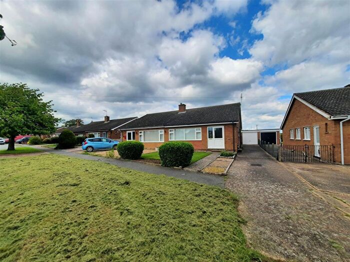 3 Bedroom Semi-Detached Bungalow For Sale In Coopers Close, Witnesham, Ipswich, IP6