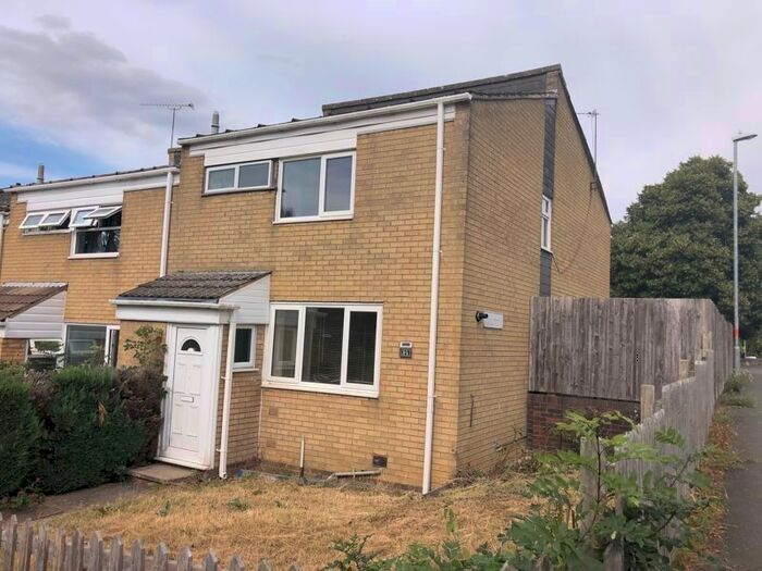 3 Bedroom Terraced House To Rent In The Medway, Daventry, NN11