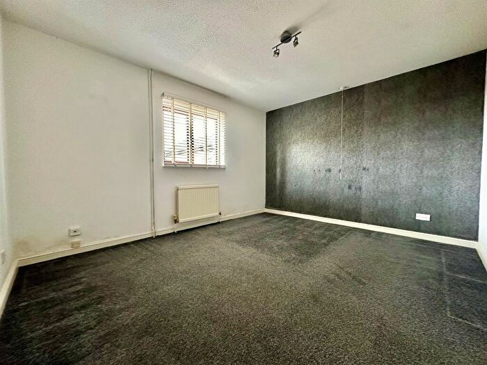 2 Bedroom Detached Bungalow For Sale In Hawthorn Close, Newborough, Peterborough, PE6