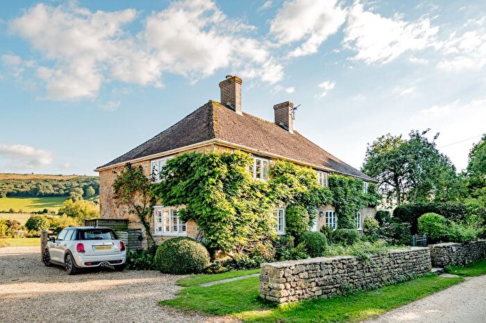 3 Bedroom Detached House For Sale In South Cadbury, Yeovil, Somerset, BA22