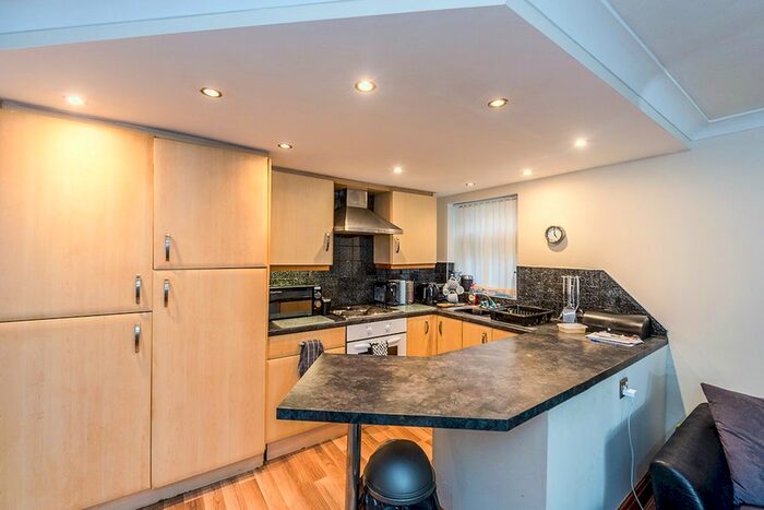 1 Bedroom Flat To Rent In Whitburn, Skelmersdale, Lancashire WN8