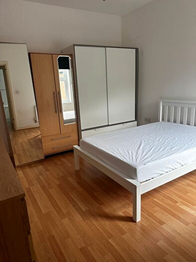 1 Bedroom Flat To Rent In Wavertree Road, London, SW2