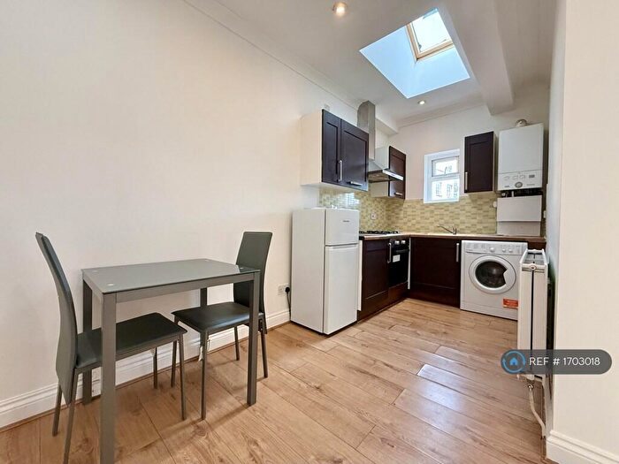 1 Bedroom Flat To Rent In Lewisham High Street, London, SE13