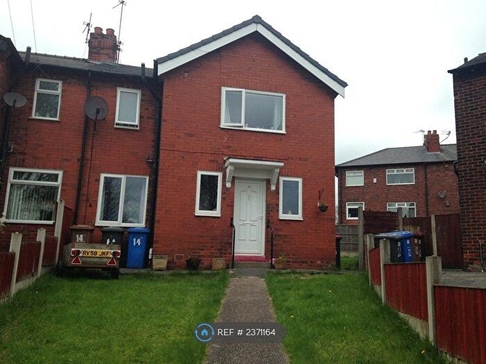 3 Bedroom Semi-Detached House To Rent In Milton Road, Swinton, Manchester, M27