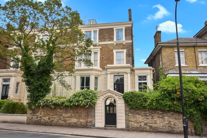 1 Bedroom Flat To Rent In College Crescent, London, NW3