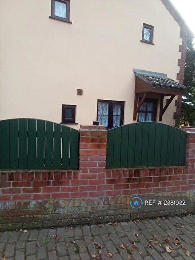 3 Bedroom Semi-Detached House To Rent In Main Road, Rollesby, NR29