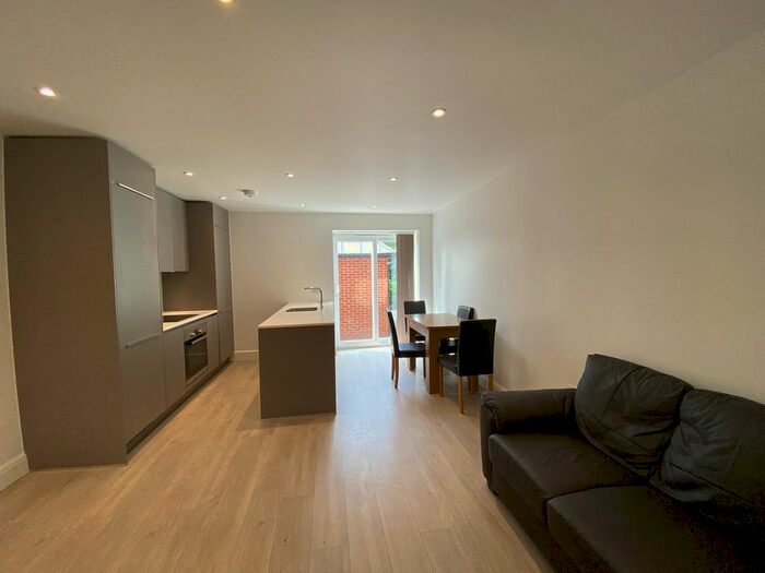 1 Bedroom Flat To Rent In Crouch End Hill, Crouch End, London, N8