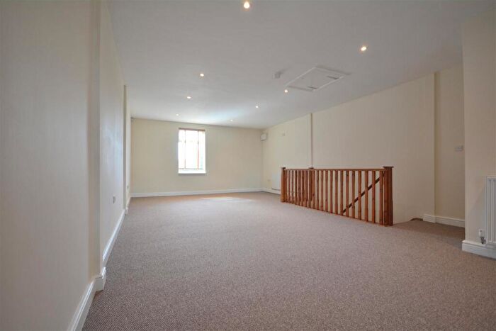 1 Bedroom Apartment To Rent In Nottingham Road, Derby, DE1