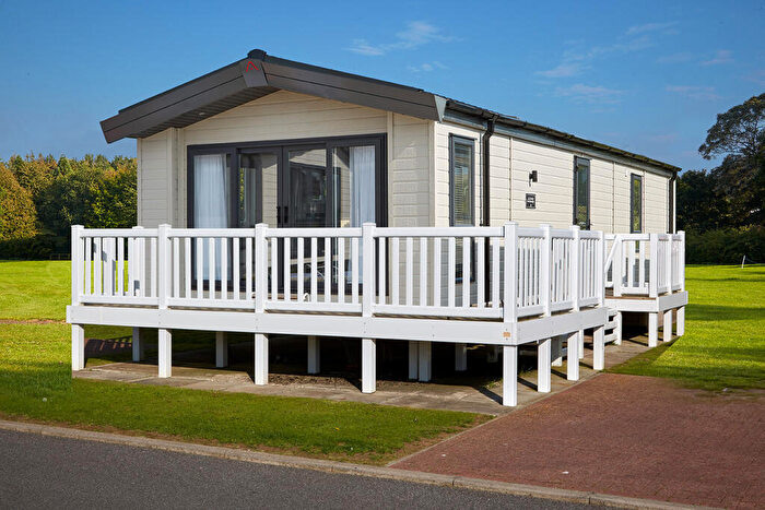 2 Bedroom Lodge For Sale In Mansfield, Nottinghamshire, NG19