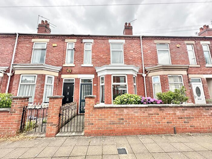 3 Bedroom Terraced House For Sale In Wingfield Street, Stretford, Trafford, M32