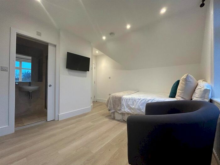 Property To Rent In Spencer Road, Chiswick, W4