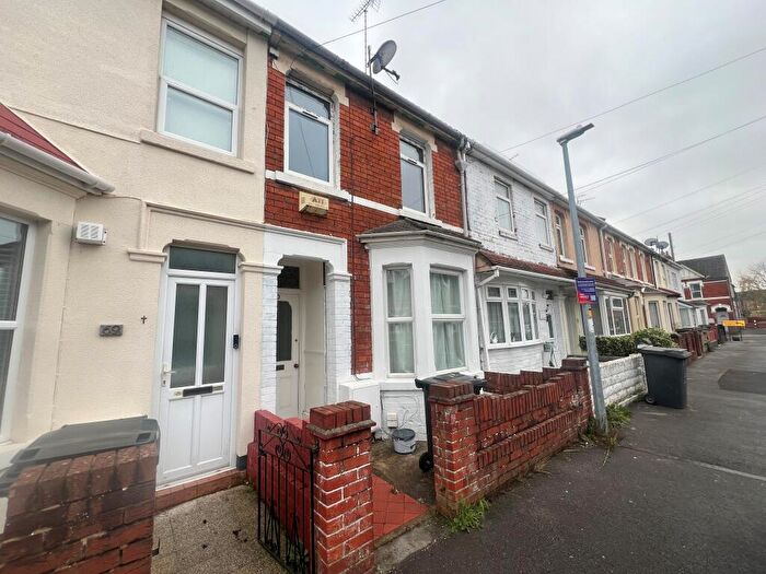2 Bedroom House To Rent In Town Centre, SN1