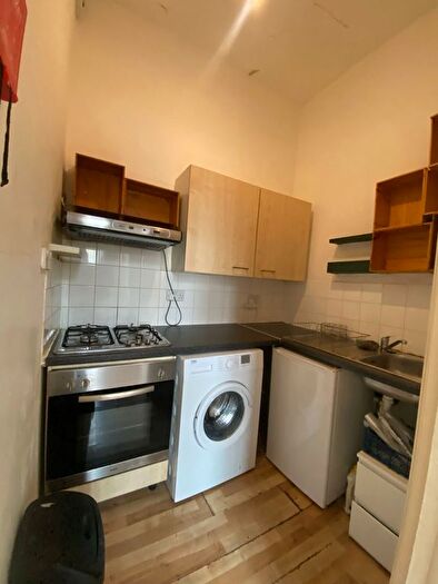 Studio To Rent In Kilburn High Road, London, NW6