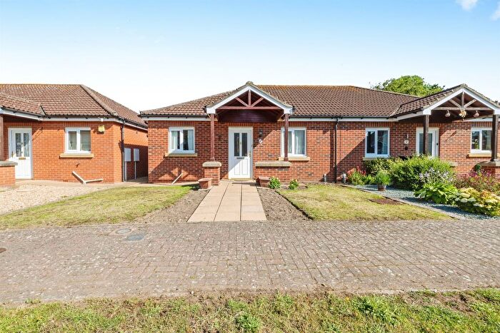2 Bedroom Semi-Detached Bungalow For Sale In Greenaway Court, Cherry Willingham, Lincoln, LN3