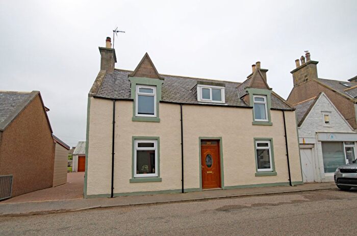 3 Bedroom End Of Terrace House For Sale In Land Street, Buckie, AB56