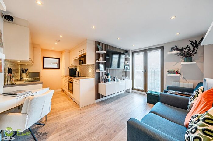 2 Bedroom Flat For Sale In Printwork Apartments, London Road, Cheam, Sutton, Surrey, SM3