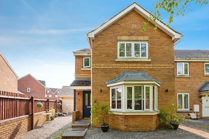 3 Bedroom Detached House For Sale In Heol Islwyn, Fforestfach, Swansea, SA5