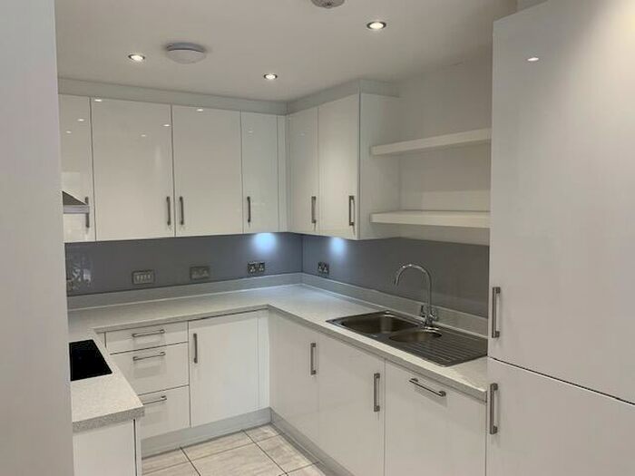 3 Bedroom House To Rent In Stephenson Row, Straford Upon Avon, CV37