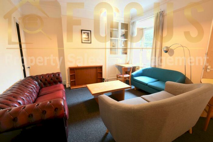 4 Bedroom Terraced House To Rent In Hartopp Road, Leicester, LE2