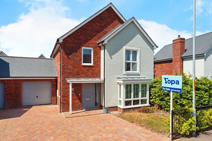 4 Bedroom Detached House For Sale In Golding Road, Tunbridge Wells, TN2