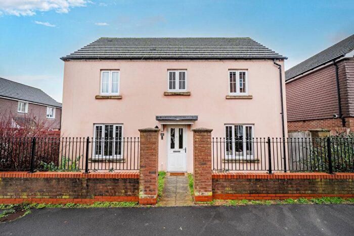 4 Bedroom Detached House For Sale In Rye Way, Andover, SP11