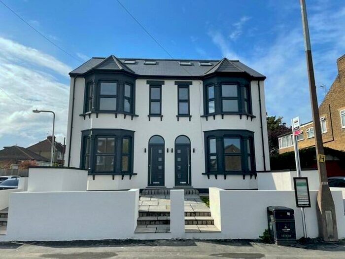 1 Bedroom Semi-Detached House To Rent In Honey Lane, Waltham Abbey, EN9