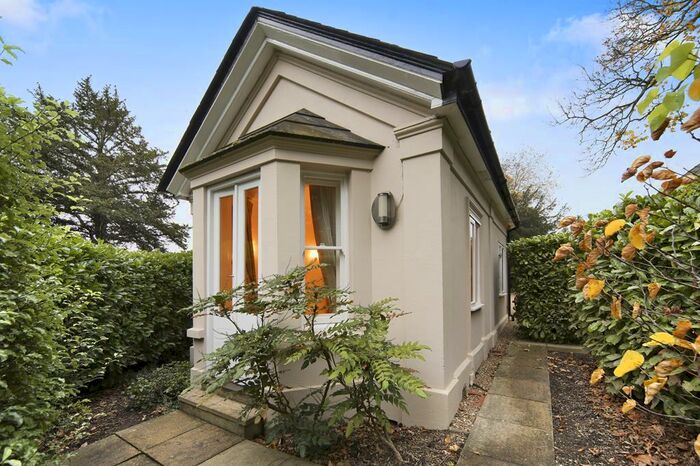 2 Bedroom Bungalow To Rent In Cobham Park, Cobham, KT11