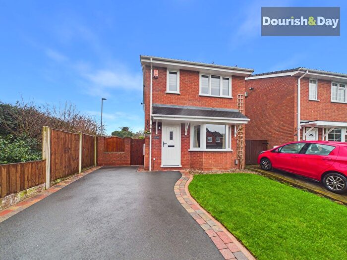 3 Bedroom Detached House For Sale In Claremont Grove, Stafford, ST17