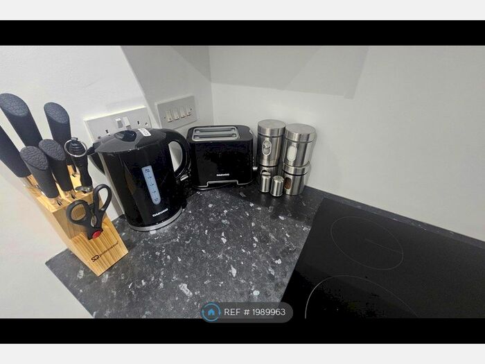 1 Bedroom Flat To Rent In Church Lane, Handsworth, Birmingham, B20